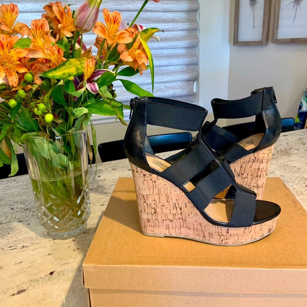 Steve Madden Strappy Wedges